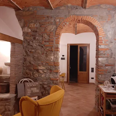 فندق مبيت وإفطار Il Vecchio Mandorlo 3*