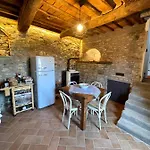 Il Vecchio Mandorlo 3* Quarrata