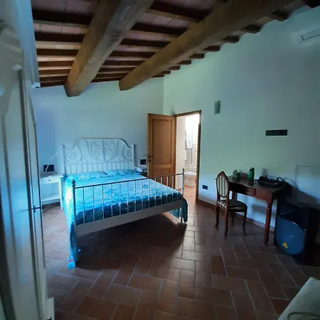 Il Vecchio Mandorlo