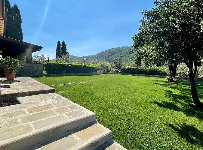 Il Vecchio Mandorlo 3*