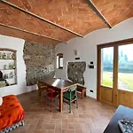 Il Vecchio Mandorlo 3* Quarrata