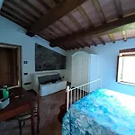 Il Vecchio Mandorlo 3* Quarrata
