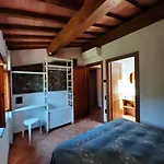 Il Vecchio Mandorlo 3* Quarrata