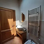 Il Vecchio Mandorlo 3*