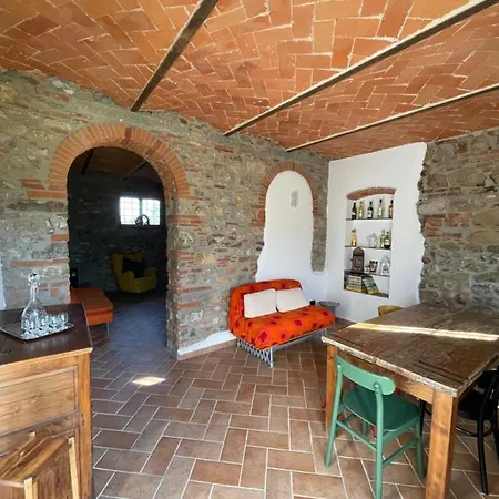 Bed & Breakfast Il Vecchio Mandorlo *