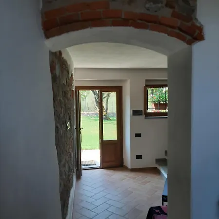 Il Vecchio Mandorlo