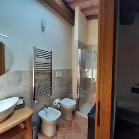 Il Vecchio Mandorlo Bed & Breakfast *