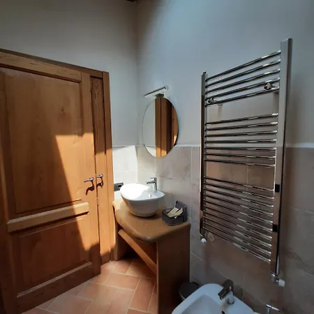Il Vecchio Mandorlo *